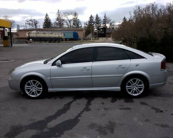 Сірий Опель Вектра, об'ємом двигуна 2.17 л та пробігом 315 тис. км за 4500 $, фото 1 на Automoto.ua