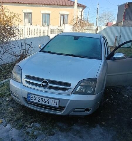 Серый Опель Вектра, объемом двигателя 2.2 л и пробегом 248 тыс. км за 2800 $, фото 1 на Automoto.ua