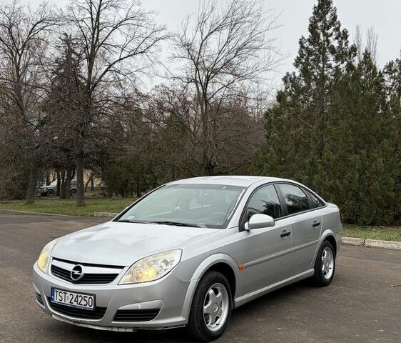 Серый Опель Вектра, объемом двигателя 2.2 л и пробегом 300 тыс. км за 2650 $, фото 1 на Automoto.ua