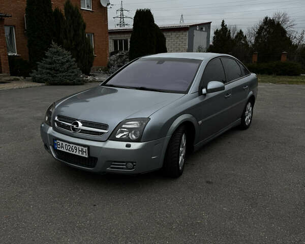 Серый Опель Вектра, объемом двигателя 1.8 л и пробегом 360 тыс. км за 4200 $, фото 1 на Automoto.ua