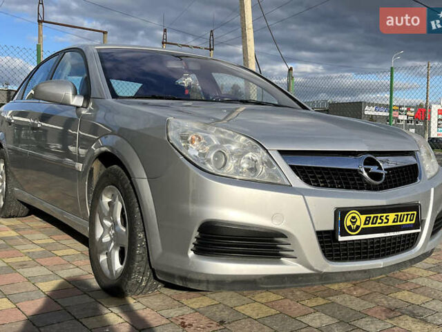 Сірий Опель Вектра, об'ємом двигуна 2.2 л та пробігом 160 тис. км за 5500 $, фото 1 на Automoto.ua