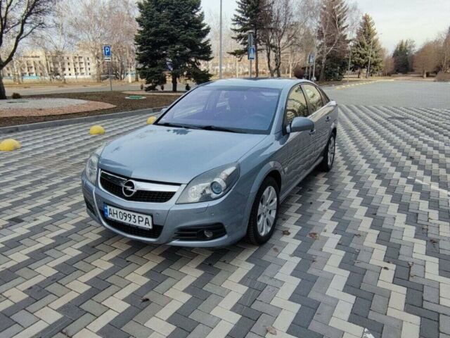 Сірий Опель Вектра, об'ємом двигуна 2.2 л та пробігом 204 тис. км за 6900 $, фото 1 на Automoto.ua