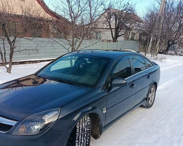 Сірий Опель Вектра, об'ємом двигуна 2.2 л та пробігом 230 тис. км за 5800 $, фото 1 на Automoto.ua