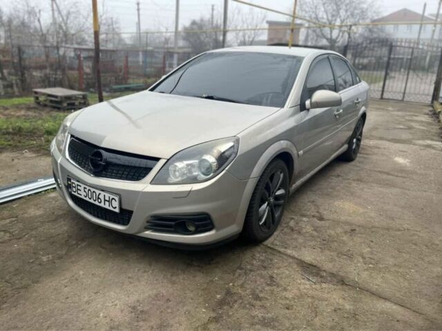 Сірий Опель Вектра, об'ємом двигуна 2.2 л та пробігом 250 тис. км за 6300 $, фото 1 на Automoto.ua