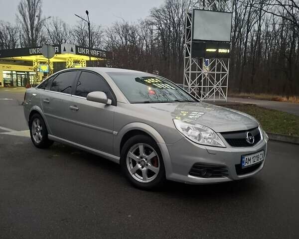 Серый Опель Вектра, объемом двигателя 1.9 л и пробегом 214 тыс. км за 6400 $, фото 1 на Automoto.ua