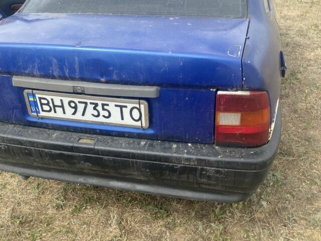 Синій Опель Вектра, об'ємом двигуна 2 л та пробігом 3 тис. км за 501 $, фото 1 на Automoto.ua