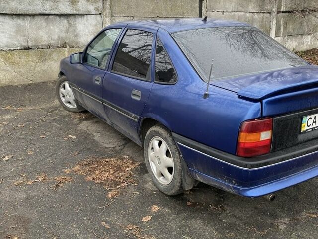 Синій Опель Вектра, об'ємом двигуна 2 л та пробігом 3 тис. км за 1400 $, фото 1 на Automoto.ua