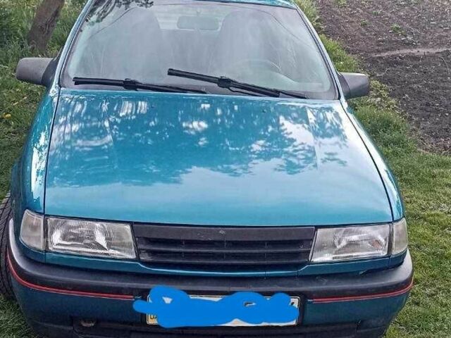 Синій Опель Вектра, об'ємом двигуна 2 л та пробігом 360 тис. км за 1900 $, фото 1 на Automoto.ua