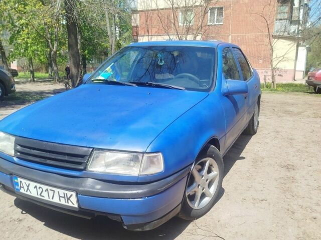 Синий Опель Вектра, объемом двигателя 0 л и пробегом 200 тыс. км за 900 $, фото 1 на Automoto.ua