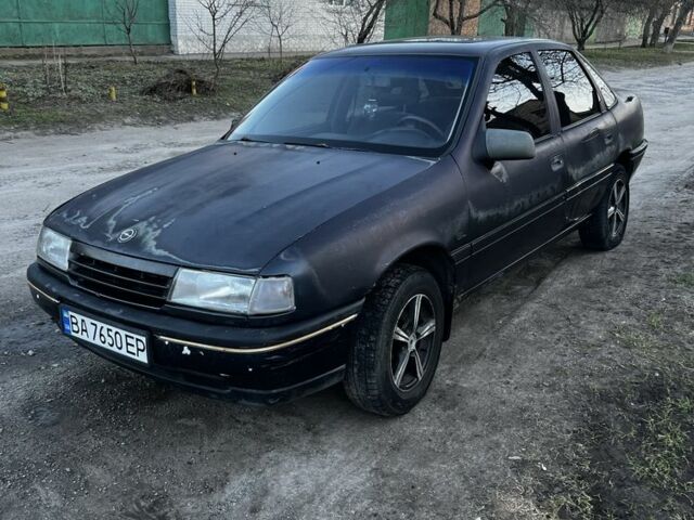 Синій Опель Вектра, об'ємом двигуна 1.6 л та пробігом 169 тис. км за 384 $, фото 1 на Automoto.ua