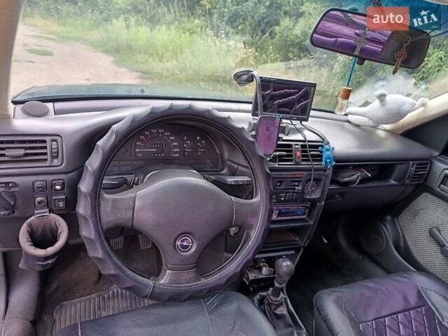 Синій Опель Вектра, об'ємом двигуна 2 л та пробігом 345 тис. км за 1500 $, фото 1 на Automoto.ua