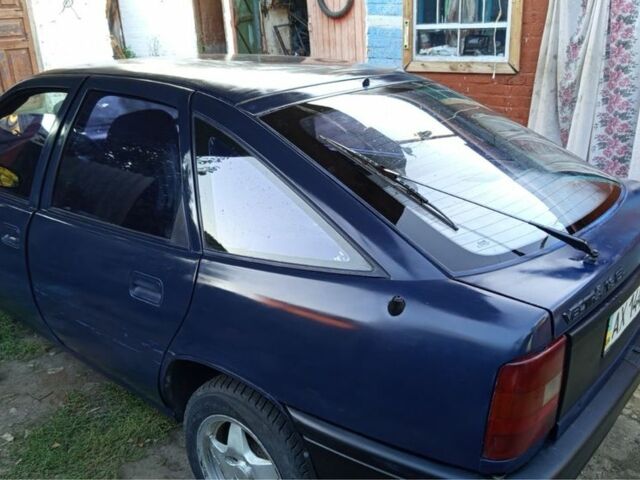 Синий Опель Вектра, объемом двигателя 1.3 л и пробегом 777 тыс. км за 835 $, фото 1 на Automoto.ua