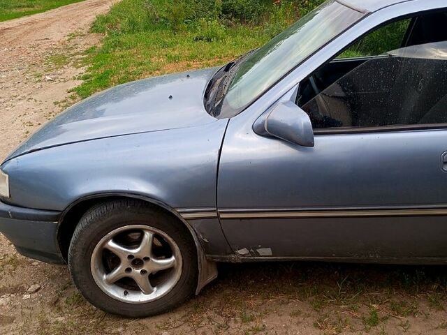 Синий Опель Вектра, объемом двигателя 2 л и пробегом 0 тыс. км за 1150 $, фото 1 на Automoto.ua