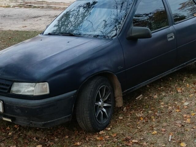 Синій Опель Вектра, об'ємом двигуна 1.8 л та пробігом 290 тис. км за 1304 $, фото 1 на Automoto.ua