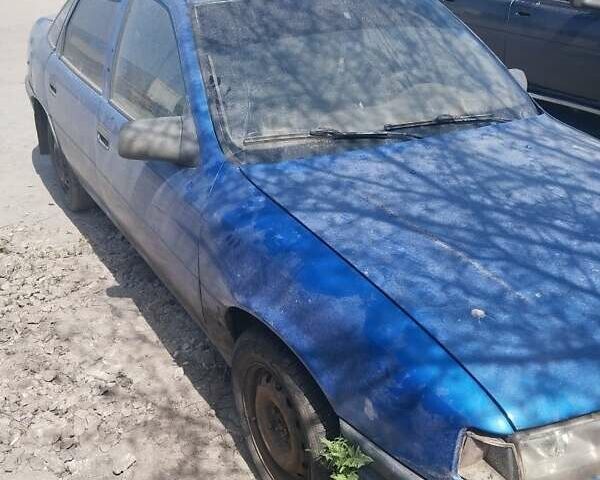 Опель Вектра 1990 в Павлограде на Automoto.ua Синий Опель Вектра, объемом двигателя 2 л и пробегом 60 тыс. км за 839 $, фото 1 на Automoto.ua