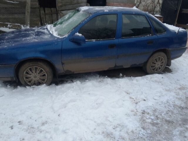 Синий Опель Вектра, объемом двигателя 1.6 л и пробегом 365 тыс. км за 1150 $, фото 1 на Automoto.ua