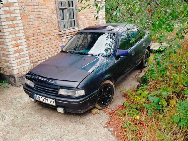 Синий Опель Вектра, объемом двигателя 1.6 л и пробегом 350 тыс. км за 900 $, фото 1 на Automoto.ua