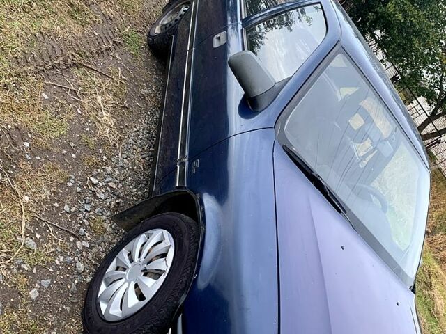 Синий Опель Вектра, объемом двигателя 1.6 л и пробегом 0 тыс. км за 1310 $, фото 1 на Automoto.ua