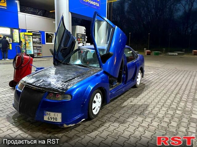 Синій Опель Вектра, об'ємом двигуна 2 л та пробігом 200 тис. км за 2000 $, фото 1 на Automoto.ua