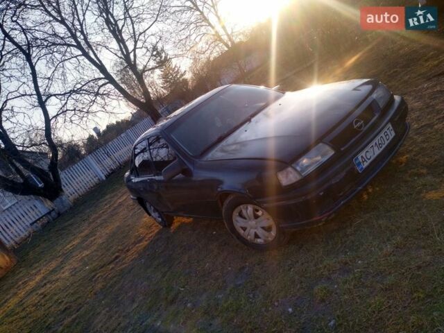 Синій Опель Вектра, об'ємом двигуна 1.7 л та пробігом 342 тис. км за 2100 $, фото 1 на Automoto.ua