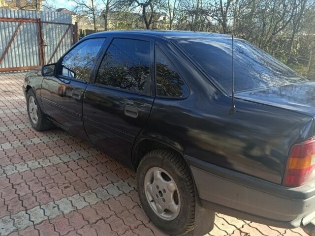 Синий Опель Вектра, объемом двигателя 0 л и пробегом 307 тыс. км за 1350 $, фото 1 на Automoto.ua