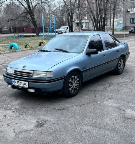 Синий Опель Вектра, объемом двигателя 1.6 л и пробегом 250 тыс. км за 1650 $, фото 1 на Automoto.ua