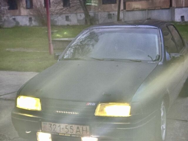 Синий Опель Вектра, объемом двигателя 1.8 л и пробегом 50 тыс. км за 1151 $, фото 1 на Automoto.ua