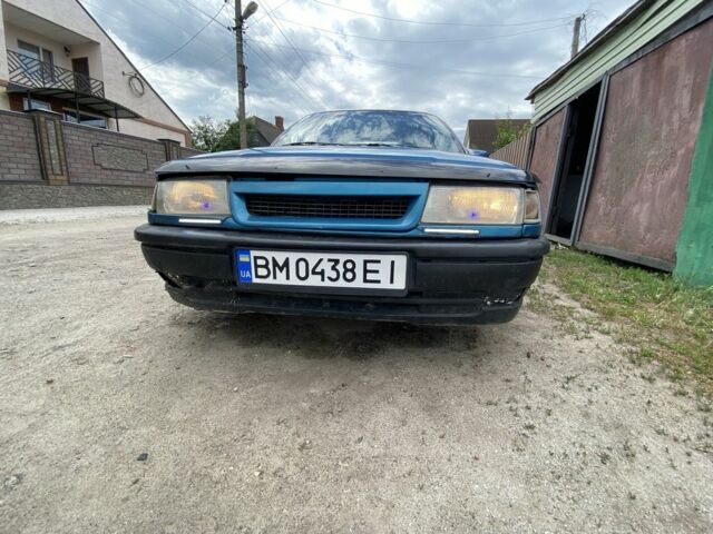 Синий Опель Вектра, объемом двигателя 2 л и пробегом 390 тыс. км за 900 $, фото 1 на Automoto.ua