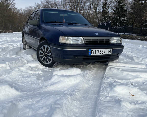 Синій Опель Вектра, об'ємом двигуна 1.7 л та пробігом 212 тис. км за 3000 $, фото 1 на Automoto.ua