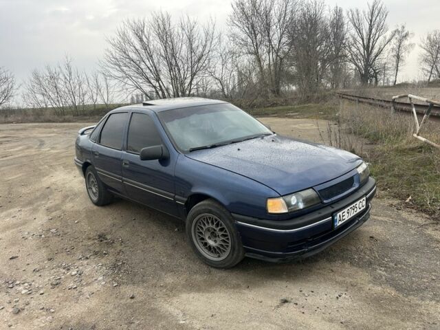 Синій Опель Вектра, об'ємом двигуна 2.5 л та пробігом 400 тис. км за 1350 $, фото 1 на Automoto.ua