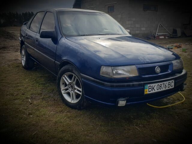 Синий Опель Вектра, объемом двигателя 2 л и пробегом 350 тыс. км за 1099 $, фото 1 на Automoto.ua