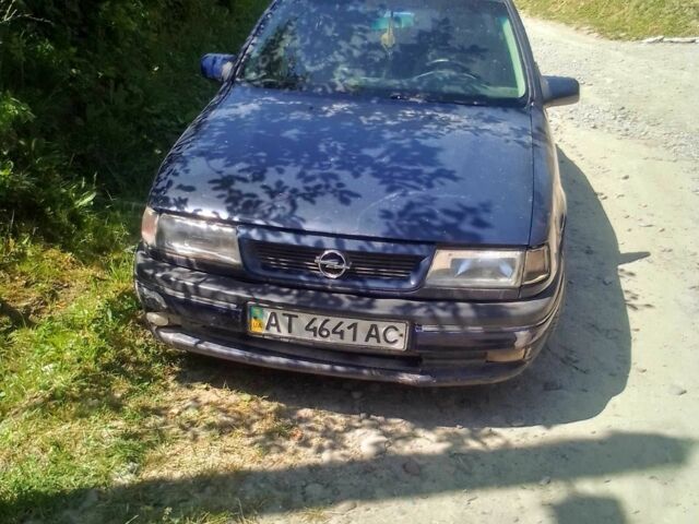 Синий Опель Вектра, объемом двигателя 1.8 л и пробегом 3 тыс. км за 650 $, фото 1 на Automoto.ua