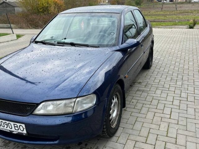 Опель Вектра 1996 в Луцке на Automoto.ua Синий Опель Вектра, объемом двигателя 1.6 л и пробегом 300 тыс. км за 1850 $, фото 1 на Automoto.ua