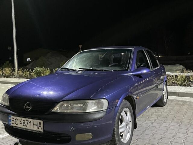 Синий Опель Вектра, объемом двигателя 1.8 л и пробегом 30 тыс. км за 1100 $, фото 1 на Automoto.ua