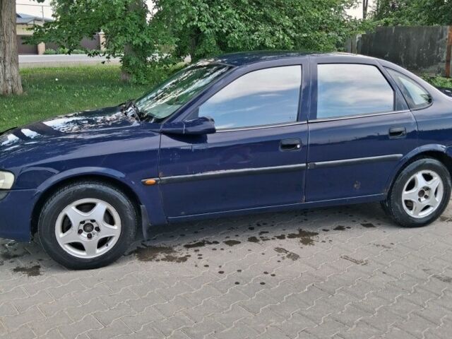 Синій Опель Вектра, об'ємом двигуна 2 л та пробігом 350 тис. км за 1654 $, фото 1 на Automoto.ua
