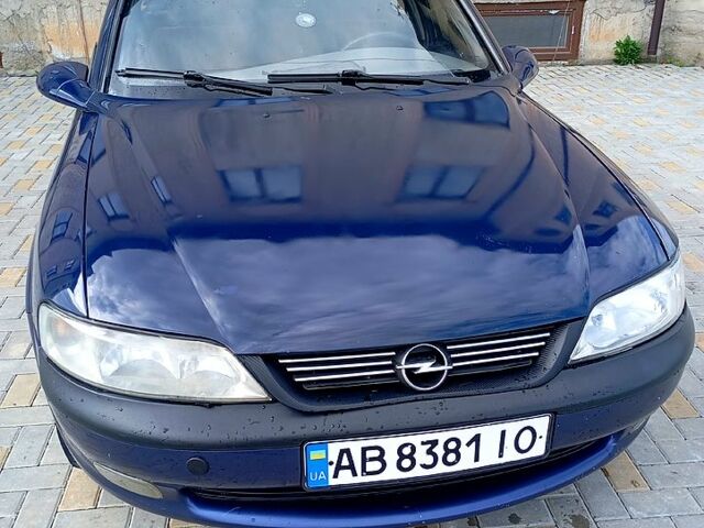 Синий Опель Вектра, объемом двигателя 2 л и пробегом 393 тыс. км за 2700 $, фото 1 на Automoto.ua