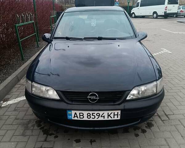 Синій Опель Вектра, об'ємом двигуна 1.6 л та пробігом 327 тис. км за 3200 $, фото 1 на Automoto.ua
