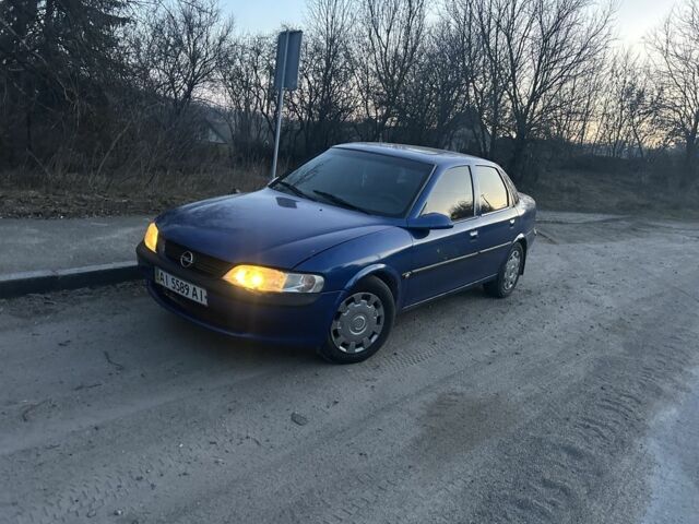 Синій Опель Вектра, об'ємом двигуна 1.6 л та пробігом 437 тис. км за 1199 $, фото 1 на Automoto.ua