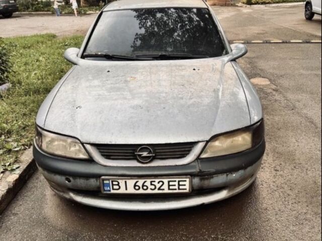 Синий Опель Вектра, объемом двигателя 1.6 л и пробегом 342 тыс. км за 600 $, фото 1 на Automoto.ua