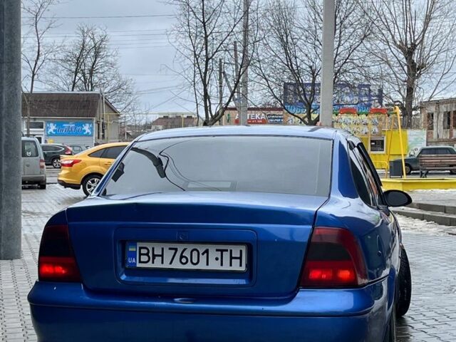 Синий Опель Вектра, объемом двигателя 1.8 л и пробегом 232 тыс. км за 2400 $, фото 1 на Automoto.ua