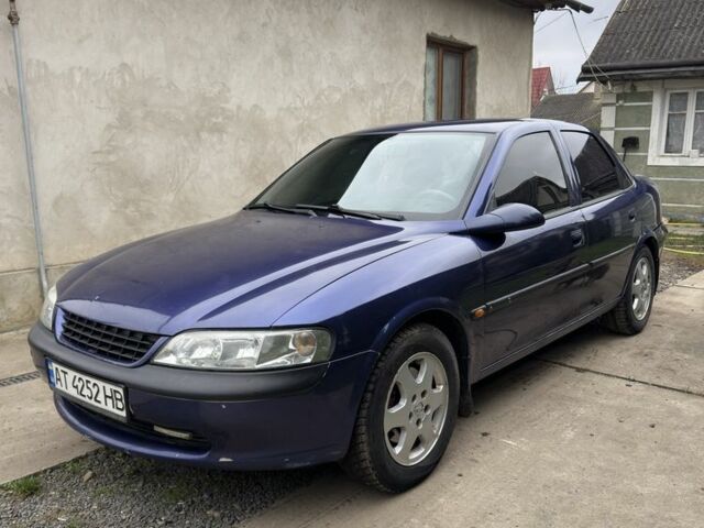 Синий Опель Вектра, объемом двигателя 2 л и пробегом 240 тыс. км за 2300 $, фото 1 на Automoto.ua