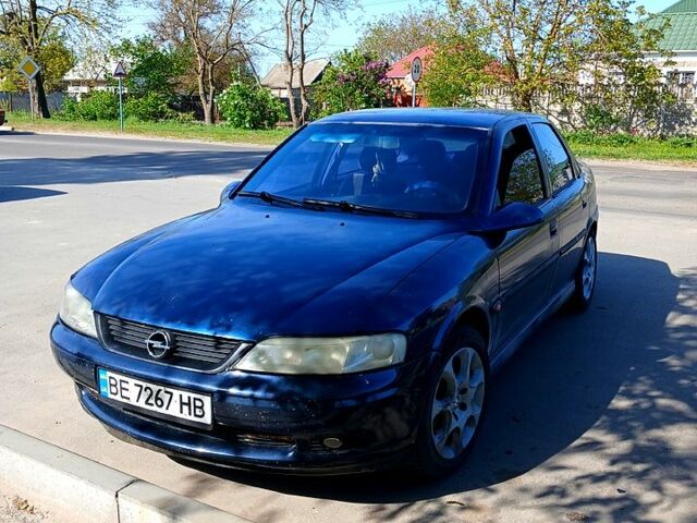 Синий Опель Вектра, объемом двигателя 2 л и пробегом 297 тыс. км за 2500 $, фото 1 на Automoto.ua
