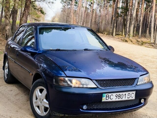 Синий Опель Вектра, объемом двигателя 2 л и пробегом 339 тыс. км за 1700 $, фото 1 на Automoto.ua