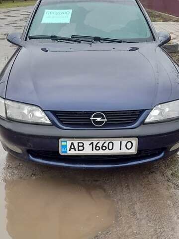 Синий Опель Вектра, объемом двигателя 1.6 л и пробегом 410 тыс. км за 2400 $, фото 1 на Automoto.ua