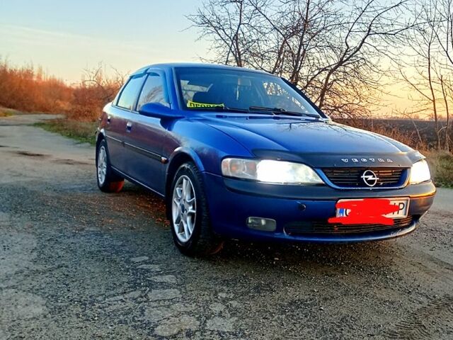 Синий Опель Вектра, объемом двигателя 1.8 л и пробегом 0 тыс. км за 2800 $, фото 1 на Automoto.ua