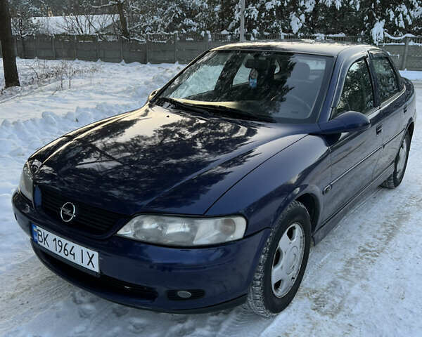 Синій Опель Вектра, об'ємом двигуна 2 л та пробігом 340 тис. км за 2500 $, фото 1 на Automoto.ua