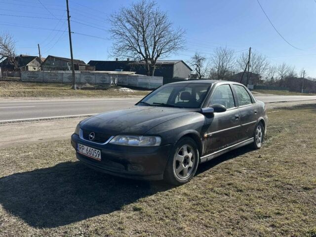 Синий Опель Вектра, объемом двигателя 0 л и пробегом 200 тыс. км за 700 $, фото 1 на Automoto.ua