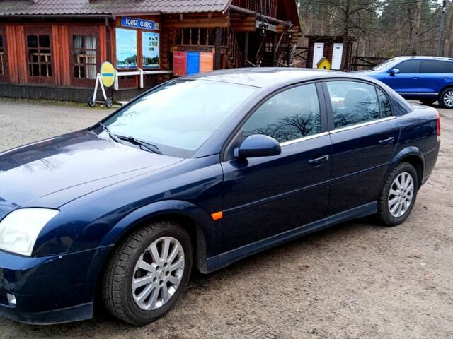 Синий Опель Вектра, объемом двигателя 2 л и пробегом 311 тыс. км за 3850 $, фото 1 на Automoto.ua