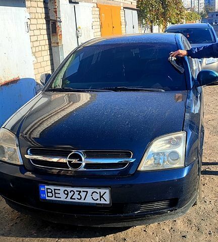 Синий Опель Вектра, объемом двигателя 2.2 л и пробегом 430 тыс. км за 3500 $, фото 1 на Automoto.ua