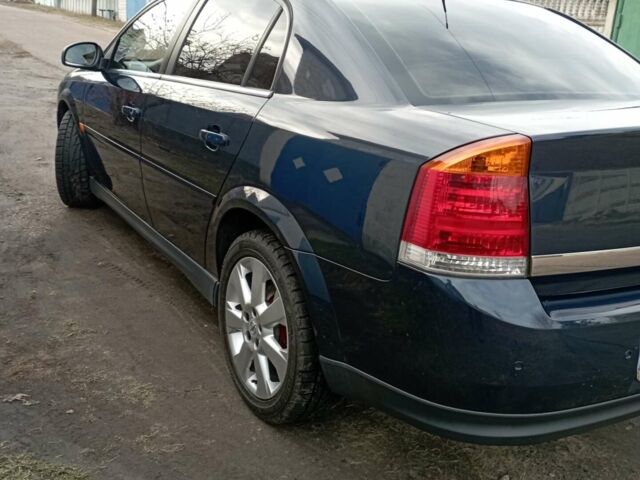 Синій Опель Вектра, об'ємом двигуна 2.2 л та пробігом 270 тис. км за 5000 $, фото 1 на Automoto.ua